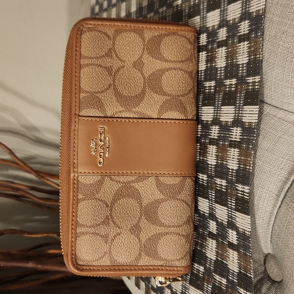 Coach Long Zippered Accordion Wallet, Tan Monogram and Leather - Picture 3 of 16